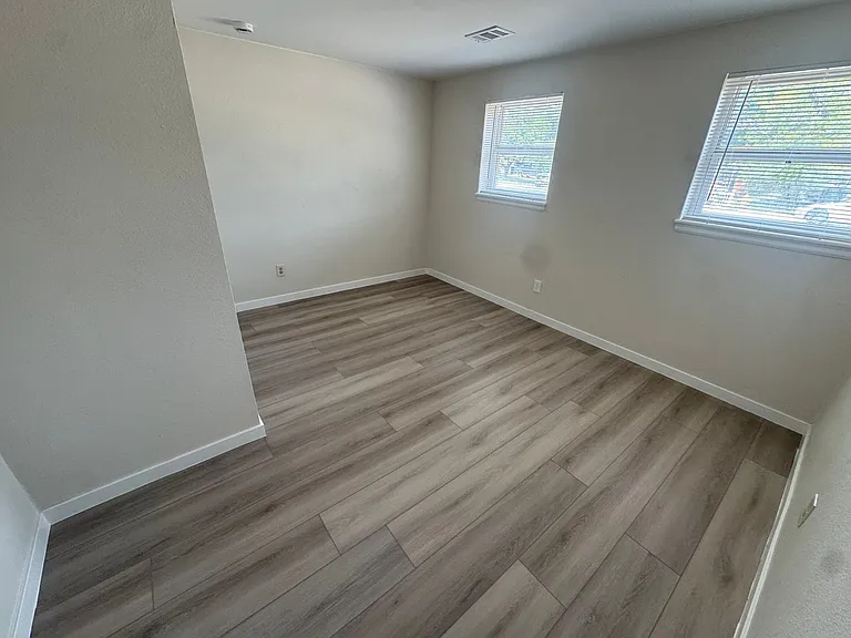 16004 E Adriatic Pl — Photo 24