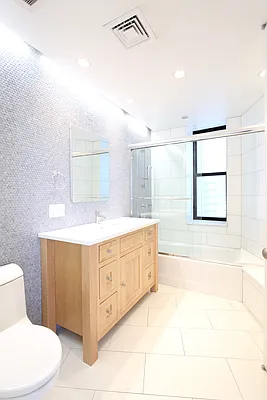 Rented by True Lofts New York LLC | media 32