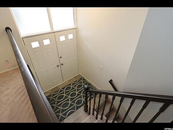 3rd image of 2021 E Yuma View Dr