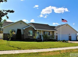 3267 N Barnes Way, Iona, ID 83427