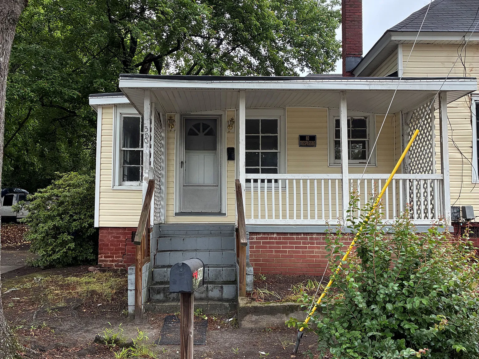 2 bed, 841 sqft, $1,050 — Photo 2