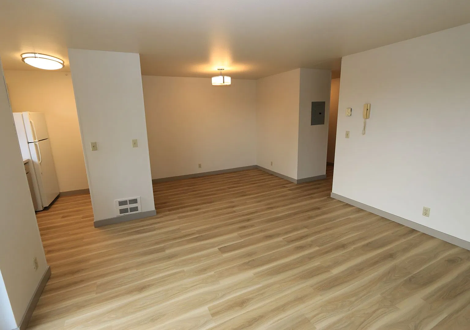 2626 Apartments — Photo 4