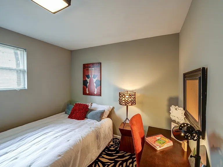 1837 Grayland Ave #B — Photo 1