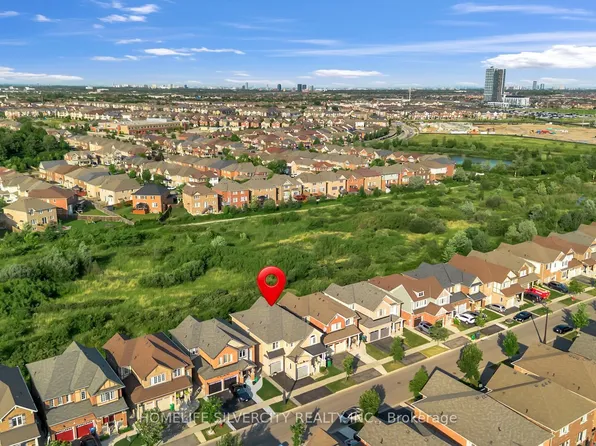 60 Tysonville Cir, Brampton, ON L7A 4B1