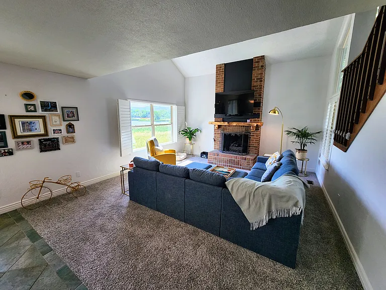 10792 W Berry Ave — Photo 7