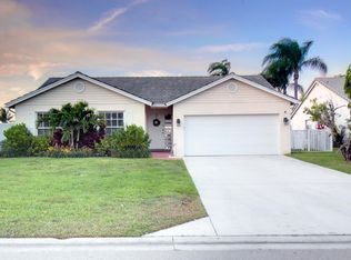6843 Alden Ridge Dr, Boynton Beach, FL 33437