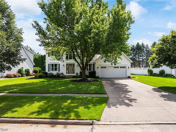 2nd image of 1381 Harmony Dr