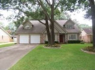 12519 Carriage Hill Dr, Houston, TX 77077