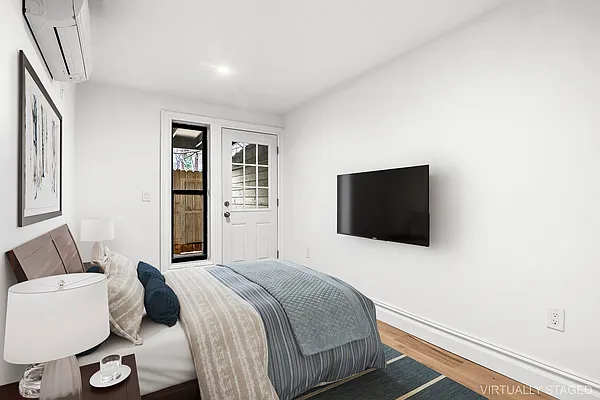Rented by Compass | media 16