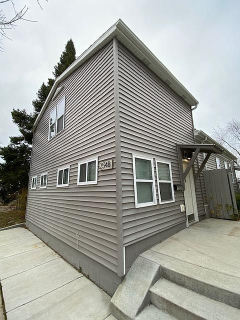1st image of 2548 N Fratney St