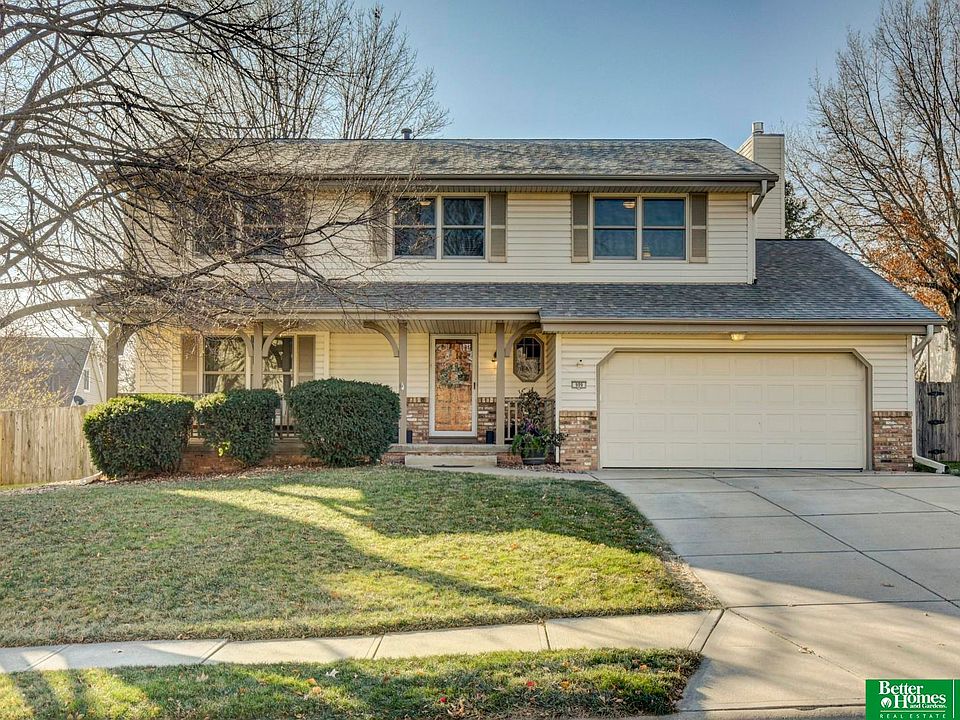 1st image of 909 Michael Dr
