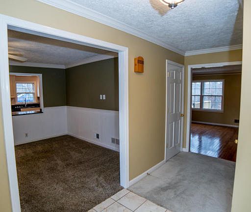 3rd image of 2708 Windsor Forest Dr