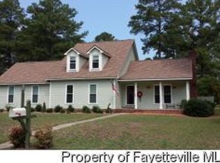 622 Hilliard Ct, Fayetteville, NC 28311