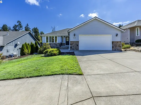 755 S 47th Pl, Springfield, OR 97478