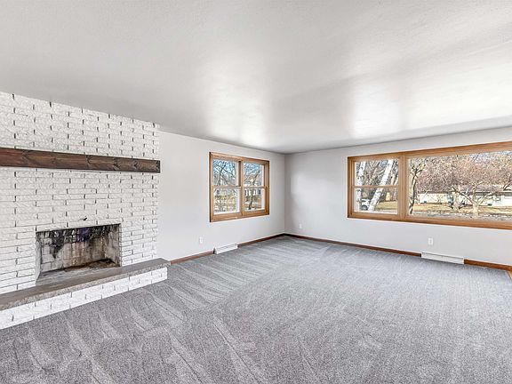 4th image of 808 Ridgeway Blvd