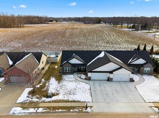 229 Turtle Creek Trl, Morton, IL