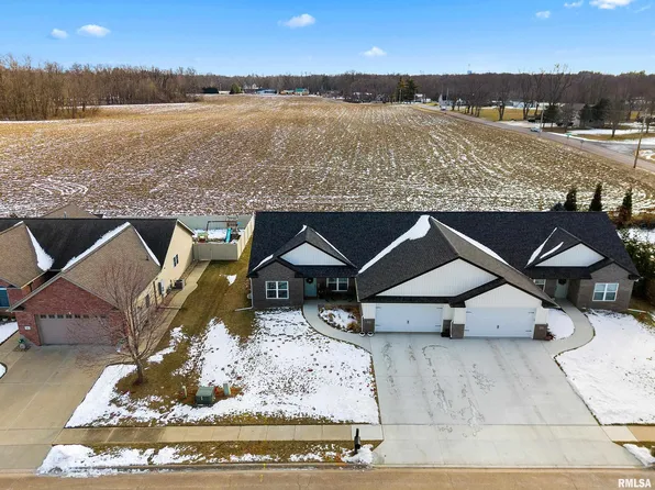 229 Turtle Creek Trl, Morton, IL 61550