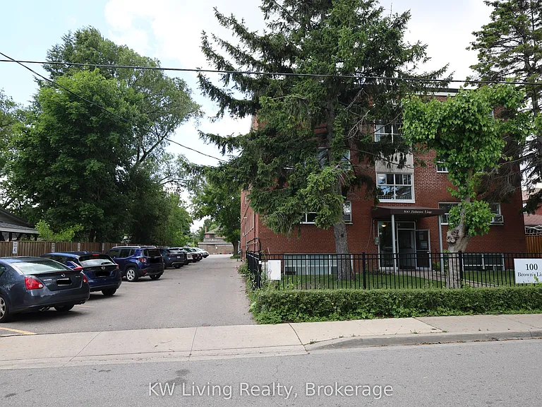 100 Browns Line #302 — Photo 2