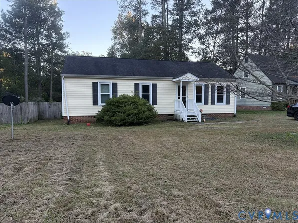 3207 Roland View Ter, Chester, VA 23831