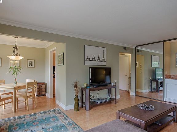 5th image of 490 N Civic Dr APT 412