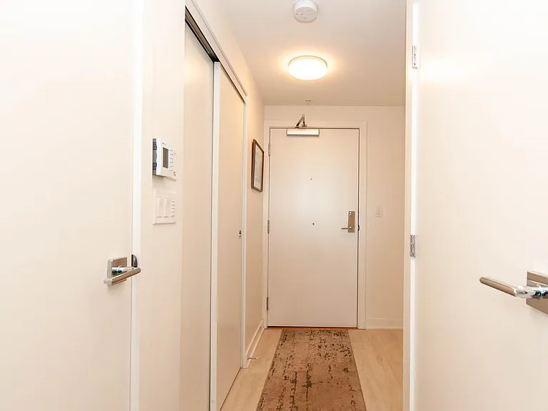 1401 Hunter St #2406 — Photo 3