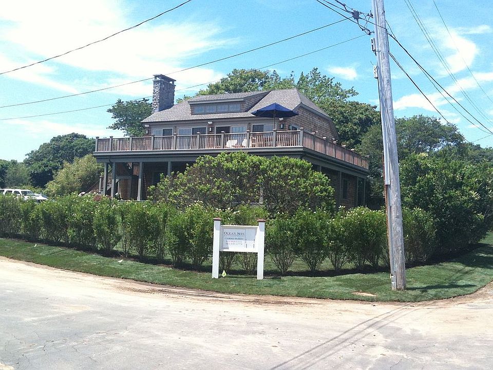 1st image of 15 Wood Dr