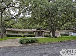 1410 Grey Oak Dr, San Antonio, TX 78213