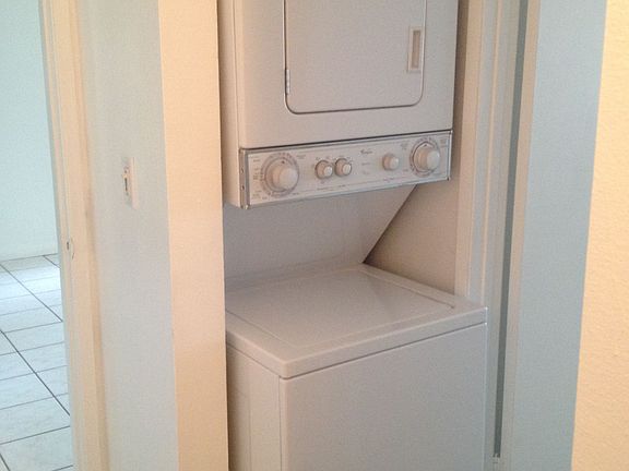 5th image of 1226 Patricia Ave Unit 56