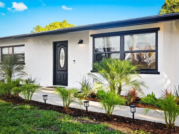 1311 Cypress Ave, Venice, FL 34285