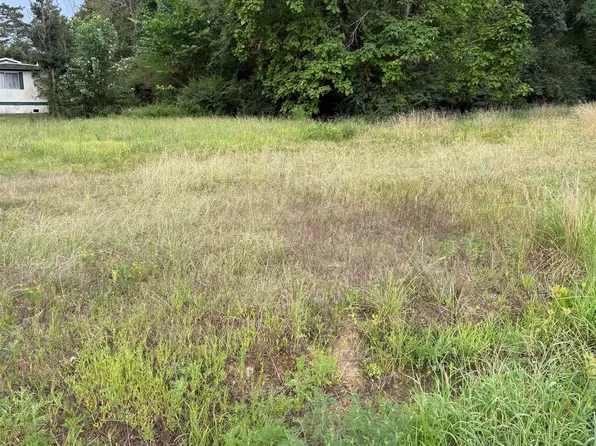 300 6th St, Perryville, AR 72126