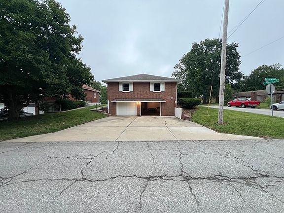 2nd image of 1725 S Scott Ave #1725
