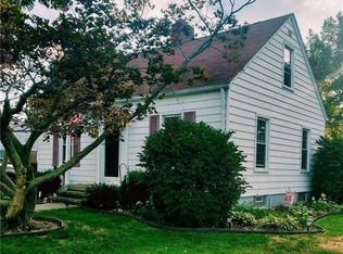 884 Jefferson St, Vermilion, OH 44089