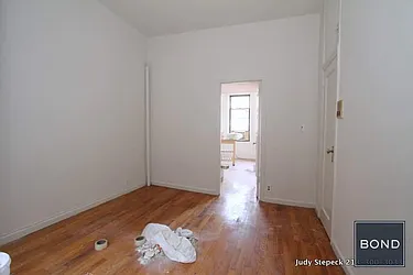 Rented by Bond New York