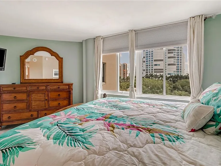 4041 Gulf Shore Blvd N #308 — Photo 20