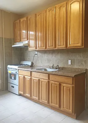 Rented by NY Space Finders Inc. | media 11