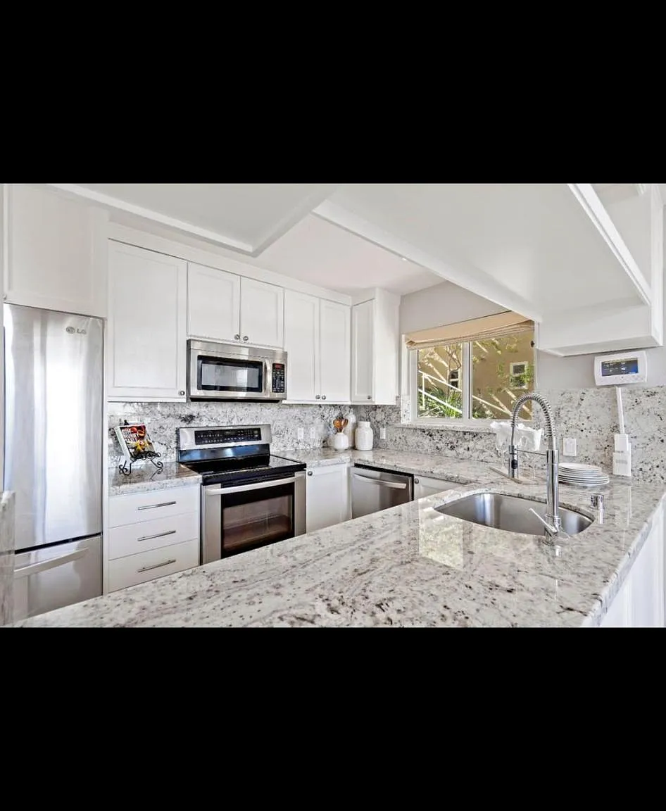 3003 Melendy Dr — Photo 4