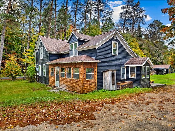 2nd image of 10755 N Lake Rd
