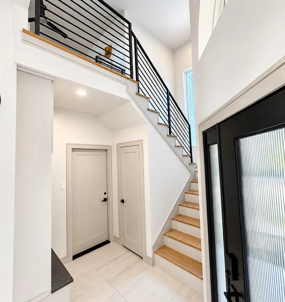 3 bed, 2.5 bath, 2410 sqft, $4,250 — Photo 4