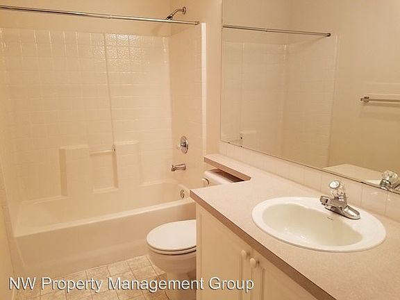5th image of 800 96th Ave NE Unit J101