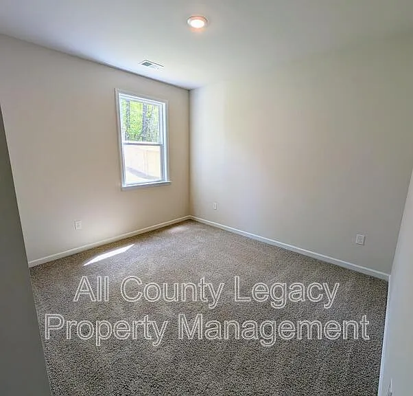 2969 Champions Way — Photo 5