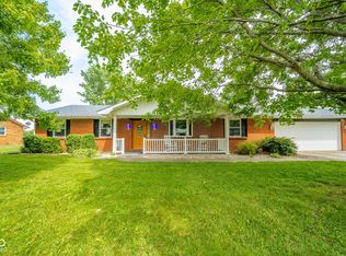 2916 Country Estates Dr, New Castle, IN 47362