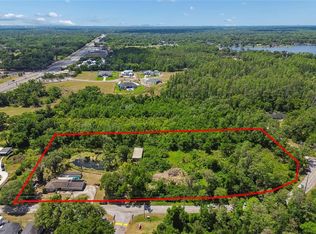 212 Crystal Lake Rd, Lutz, FL 33548