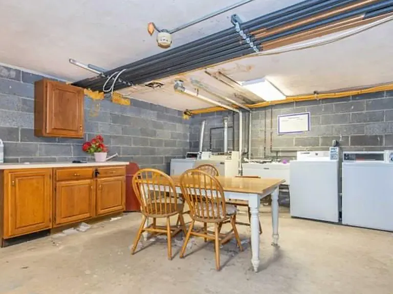 20-24 Terhune St #24B — Photo 6