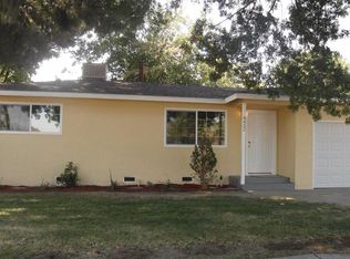 4452 E Pine Ave, Fresno, CA 93703