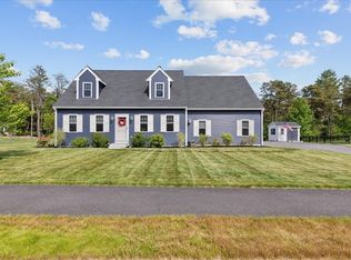 44 Lower Elbow Pond Ln, Plymouth, MA 02360
