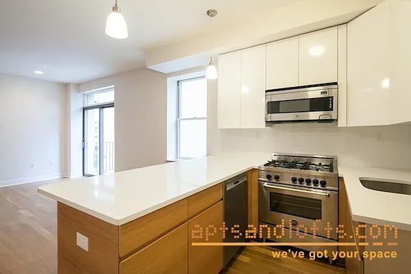 Rented by aptsandlofts.com | media 21