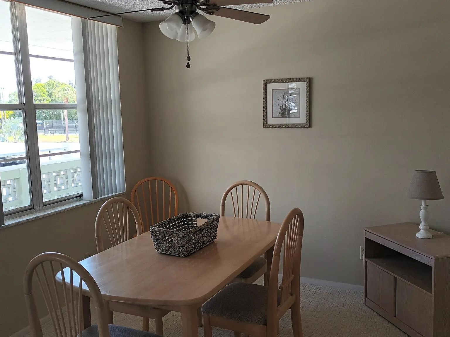 1 bed, 1.5 bath, 925 sqft, $1,450 — Photo 2