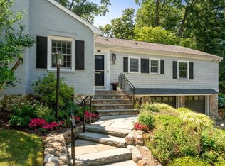 19 Druid Hill Rd, Newton, MA 02461