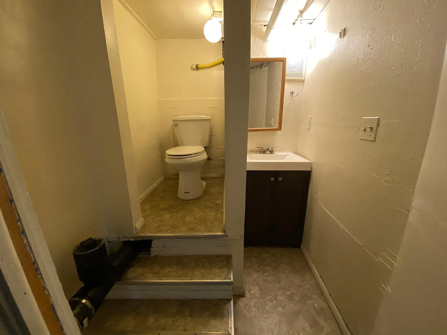 5 bed, 1496 sqft, $10,000 — Photo 4