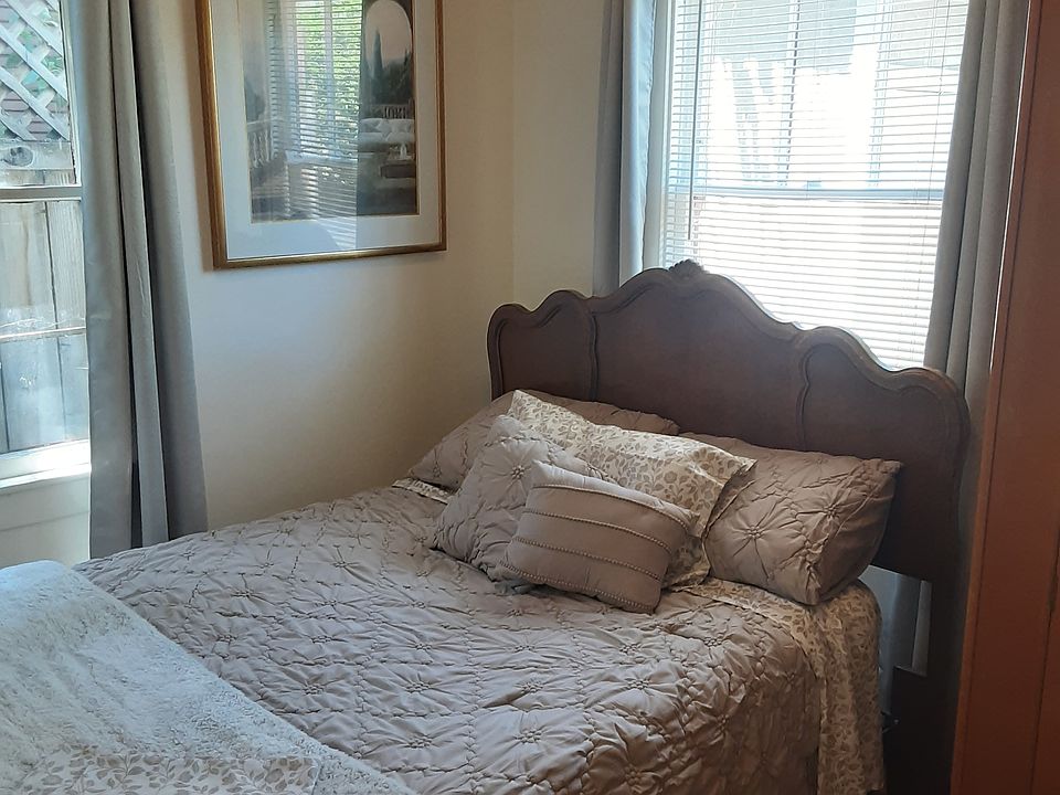 1st image of 1080 Aileen St APT 1